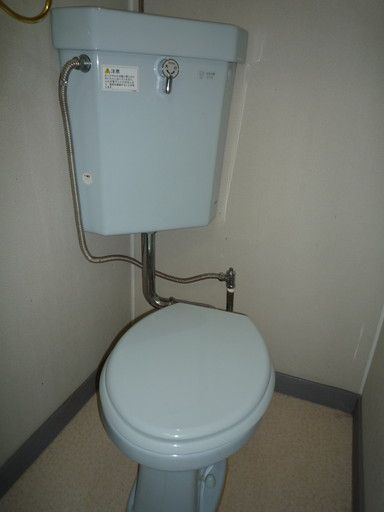 【トイレ】　洋式の共同トイレです！