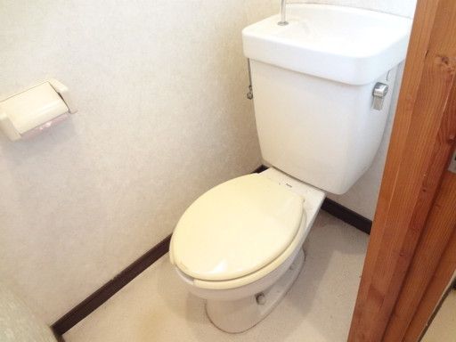 【トイレ】　洋式トイレ♪（同タイプ別室の写真です）