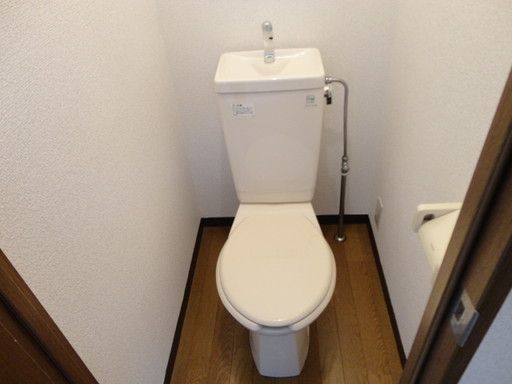【トイレ】　清潔感のある洋式トイレ！
