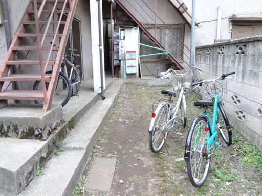 【その他共有部分】　敷地内自転車駐輪可！