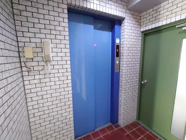 【その他共有部分】　エレベーター完備！